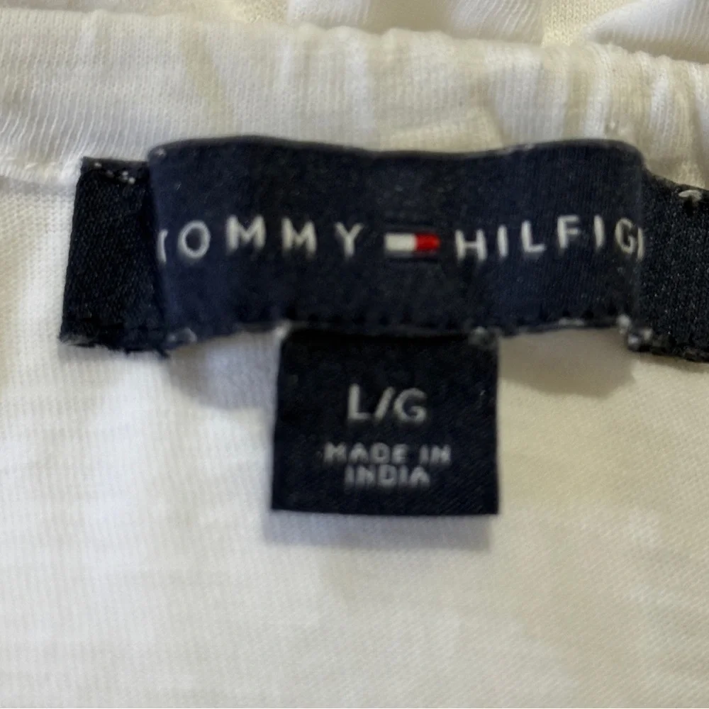 Tommy Hilfiger White Boho Peasant Blouse w/Black Embroidery. Sz L.